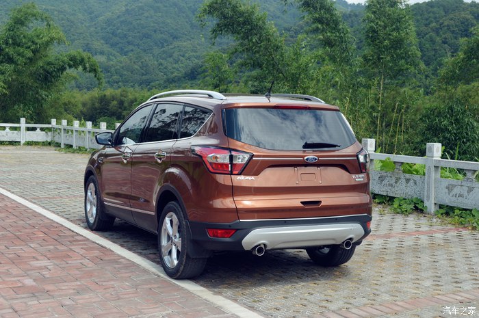 福特翼虎1.6两驱上路实测,新福特翼虎无尽之旅探索冬日秘境