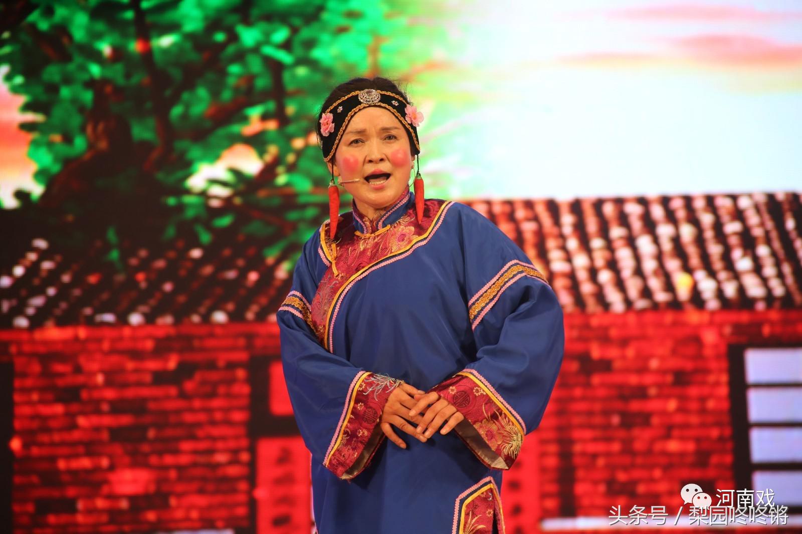 笑星张晓英戏曲小品全集,张晓英戏曲小品大全搞笑版