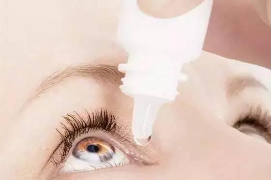 你还敢滥用眼药水吗,三岁小孩红眼病敢滴眼药水么