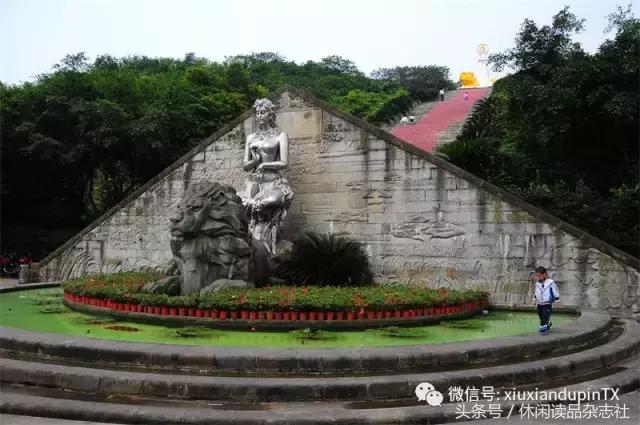 五粮液圣山视频,五粮液景区酒圣山