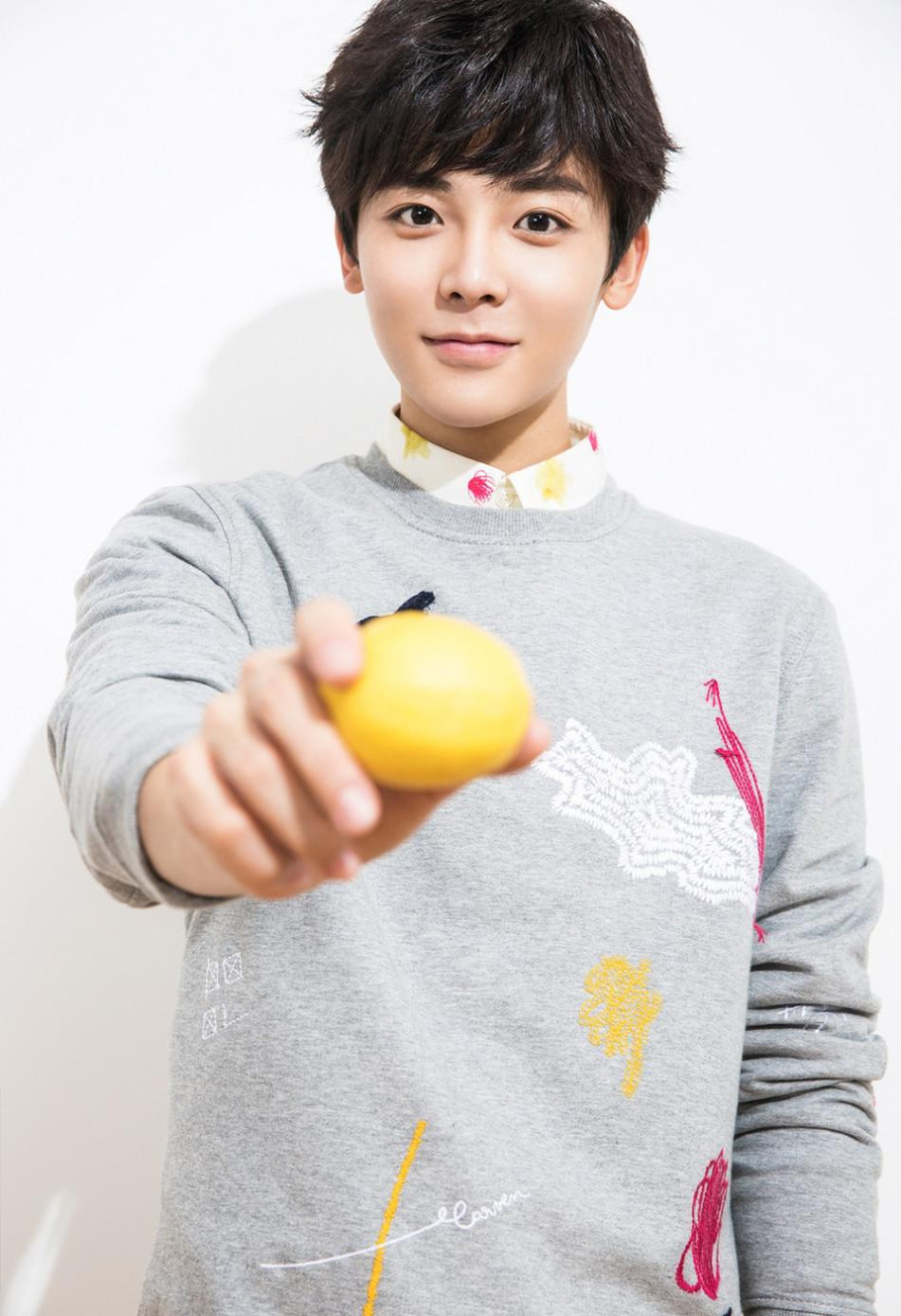 王俊凯刘昊然白敬亭吴磊合集,王俊凯吴磊刘昊然上课