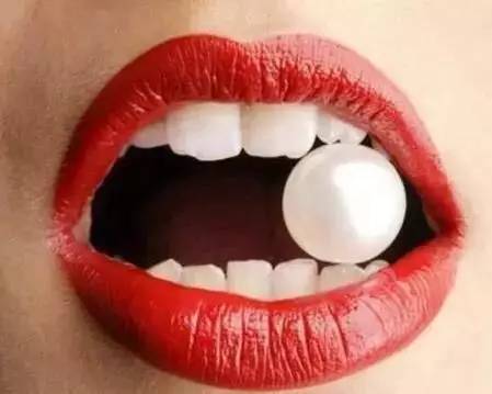 嚼柳枝、涂骨灰是白牙秘技？窦骁刘涛的珍珠齿在古代竟是贵族象征