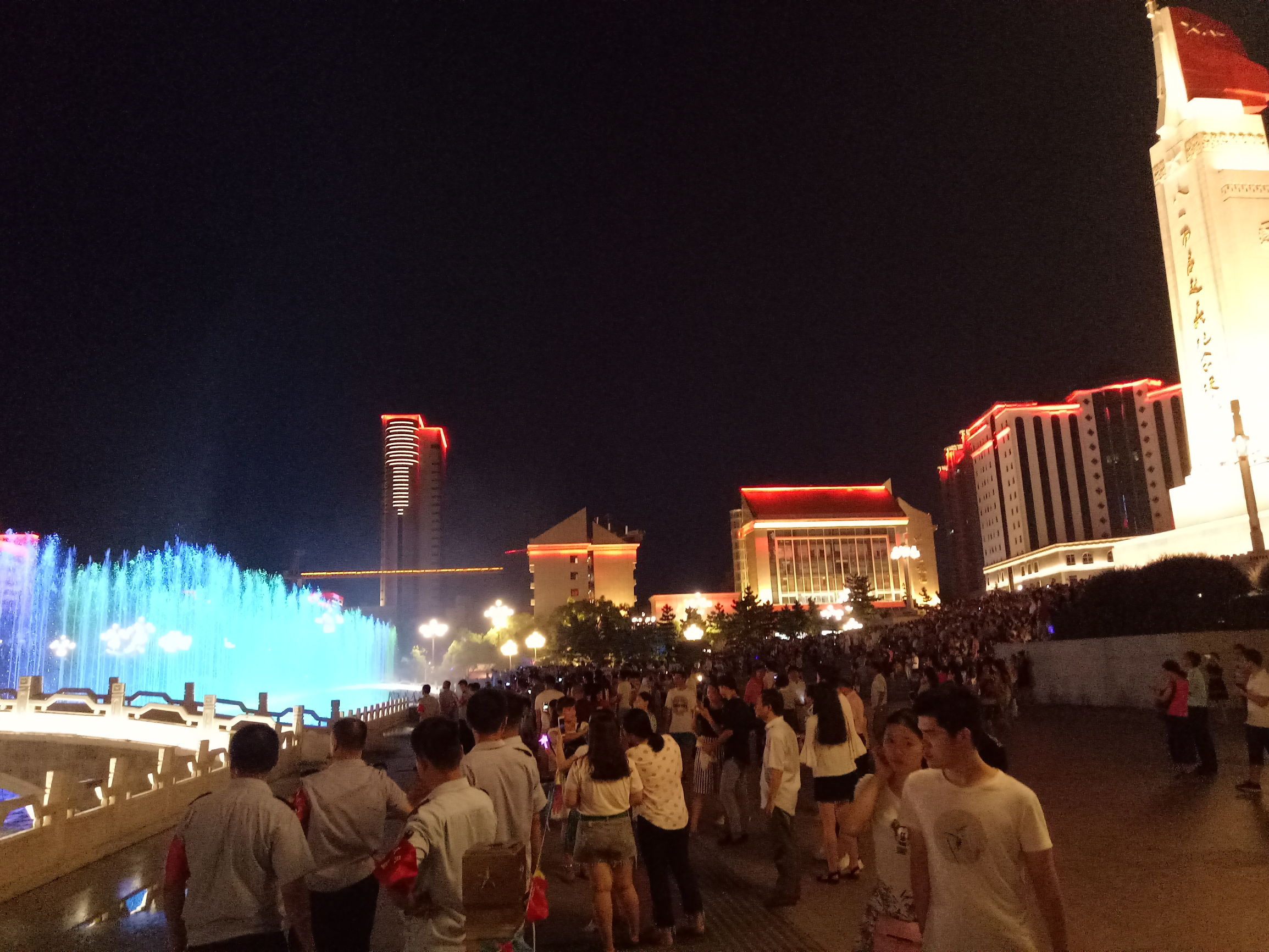 南昌八一广场改造花了多少钱,南昌市八一广场改造工程