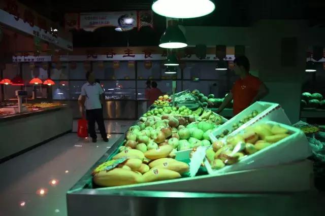 精品菜市场干净卫生环境整洁,石家庄南二环大型菜市场