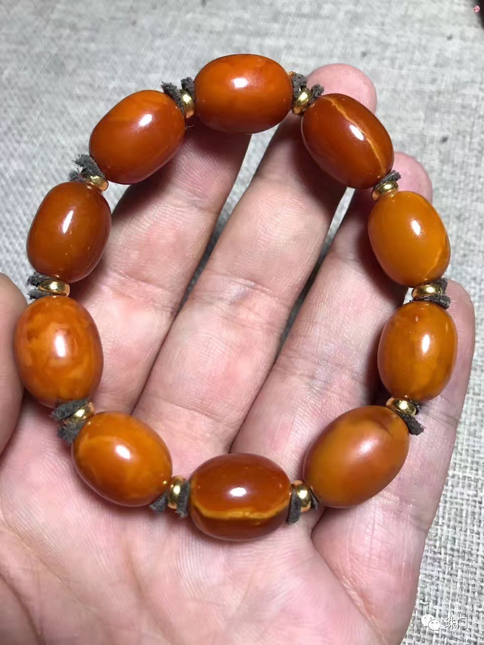 怎么防止蜜蜡氧化封蜡,如何防止蜜蜡开裂