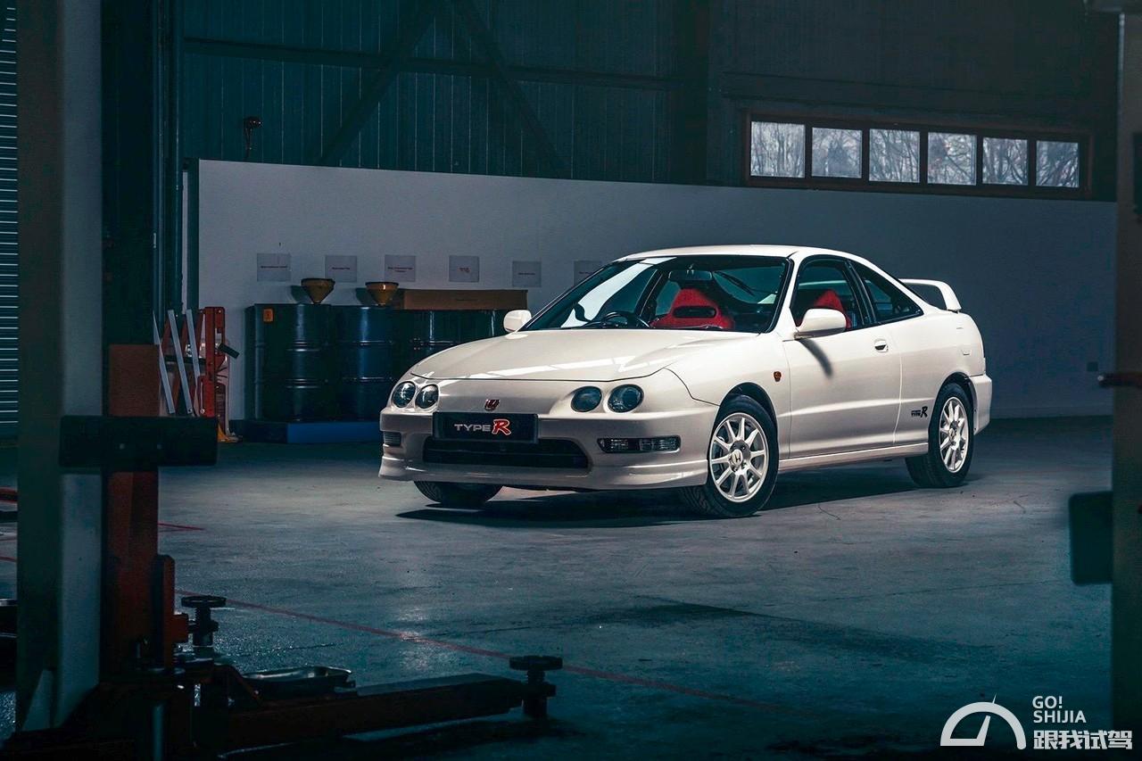 这个“R”字辈儿的90后,关于“TYPER”的那些事儿