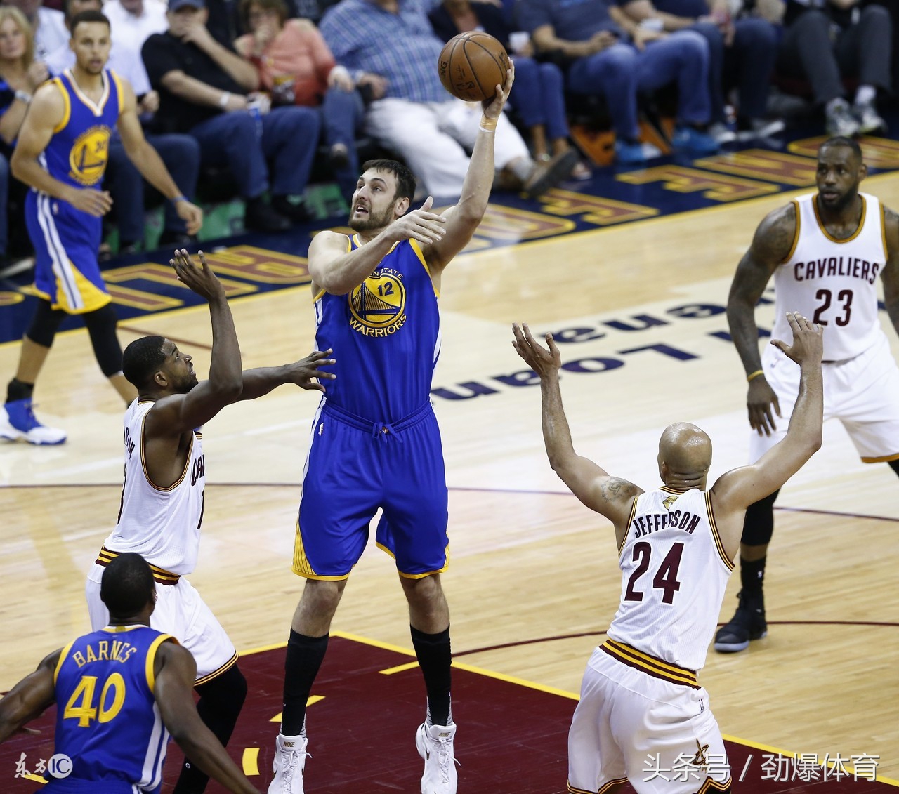 亚洲杯特稿¦¦7名NBA球星缺阵还吊打亚洲，这是什么军团