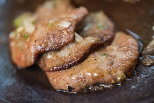 这家店开在体育西最“尴尬”的位置，仅用一年就风靡全广！