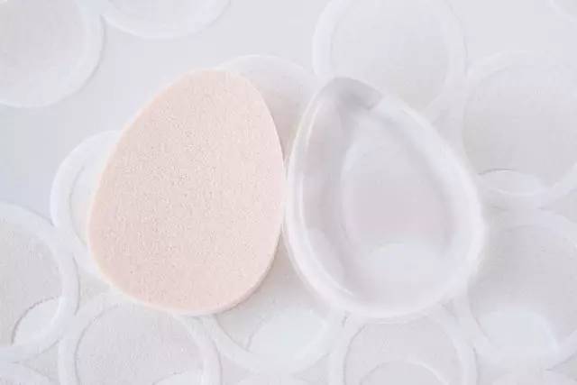 硅胶粉扑的优点和缺点,粉扑是硅胶的好用还是海绵的好用