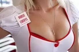 汉堡顶5斤肉,吃完心脏搭桥,代言人死了俩还有一群人抢着吃!