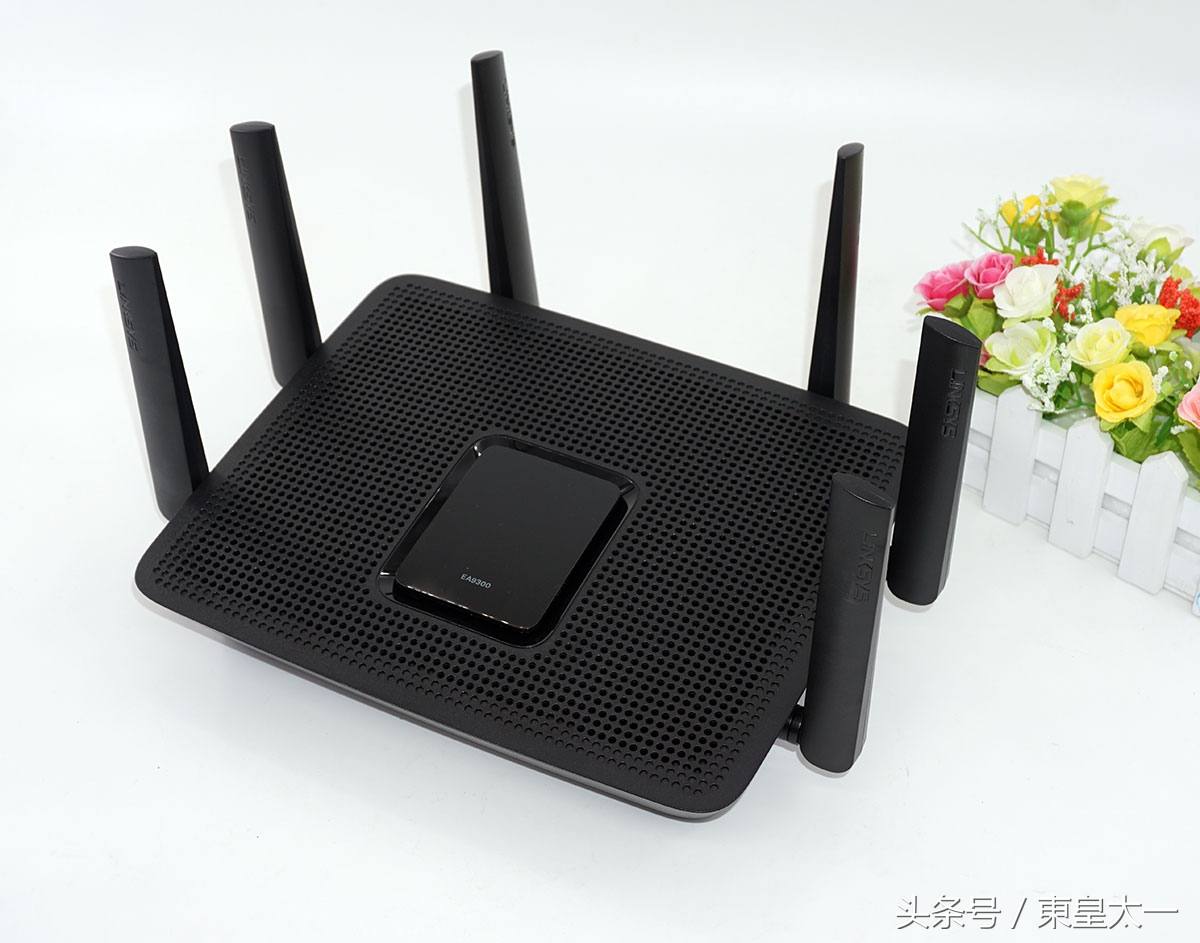 LinksysEA9300无线路由器外接存储读写速度真不错