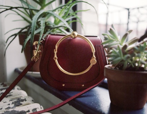 赵丽颖和杨幂白西装,别人家的男友