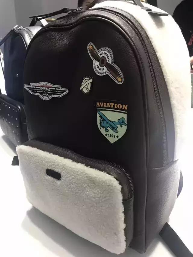 furla粉色,furla什么包好看