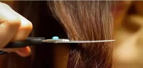 轻微脱发毛囊没有闭合可以生发吗,毛囊脱发很严重怎么治疗最有效