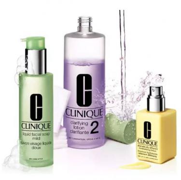 怎样才能像沈月一样,怎么养成像周冬雨一模一样的脸