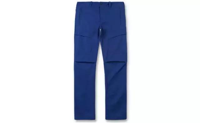 你在单车上看风景，别人却都在笑话你