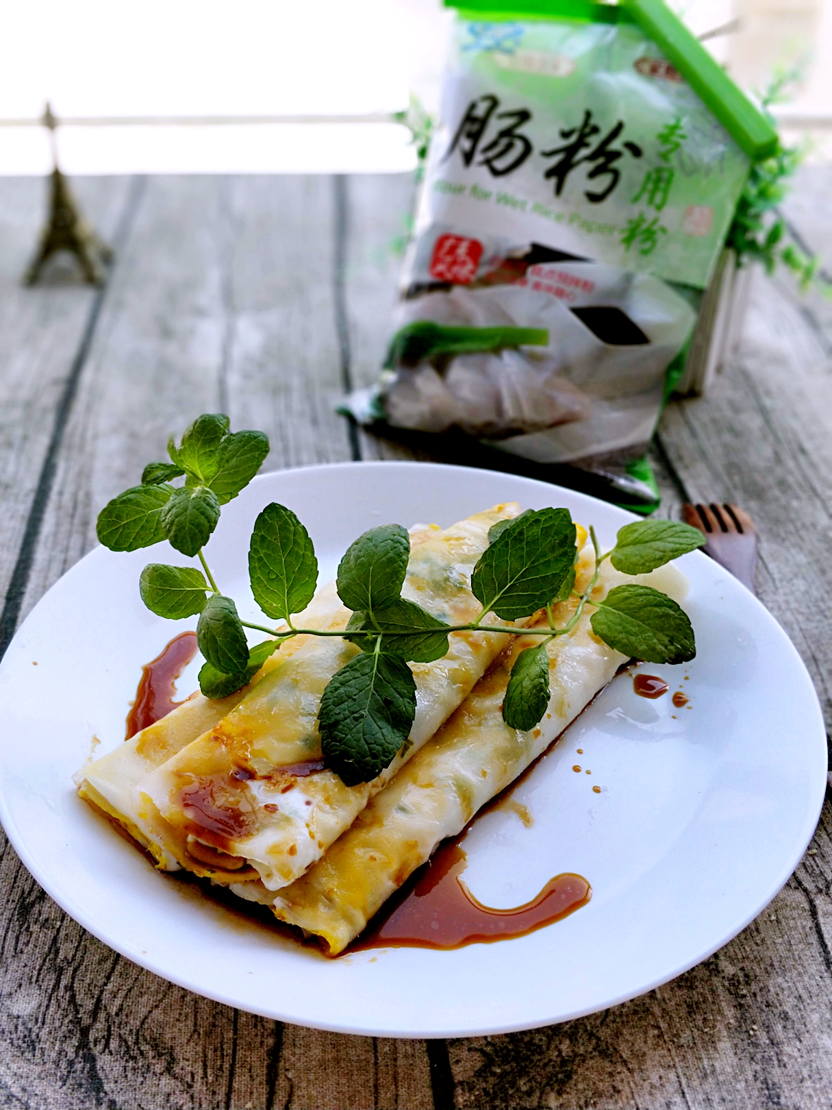 广州蛋肠粉早餐做法,美食广州肠粉制作教程