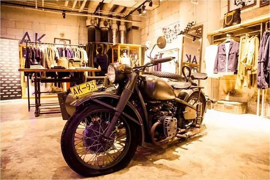 十大年轻时尚男装品牌,男装40-50岁男装品牌推荐