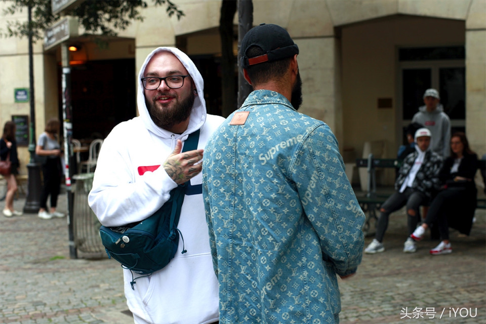 supreme17fw全黑卫衣,supremefw17