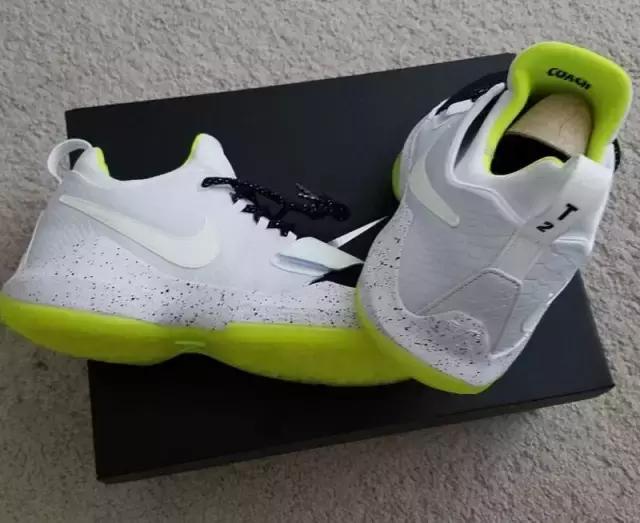 泡椒轮滑鞋,pg1最好的球鞋