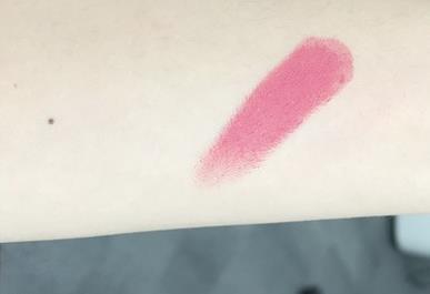 橘朵口红平价替代色,丝绒牛血色口红平价