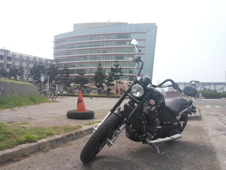 台湾越野车试驾视频,国产大鹰王摩托车