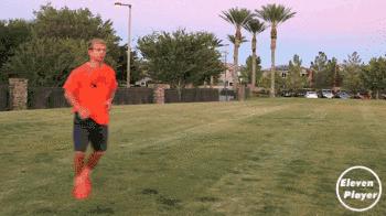 足球训练先练传球还是带球,足球带球跑动中如何高远传球