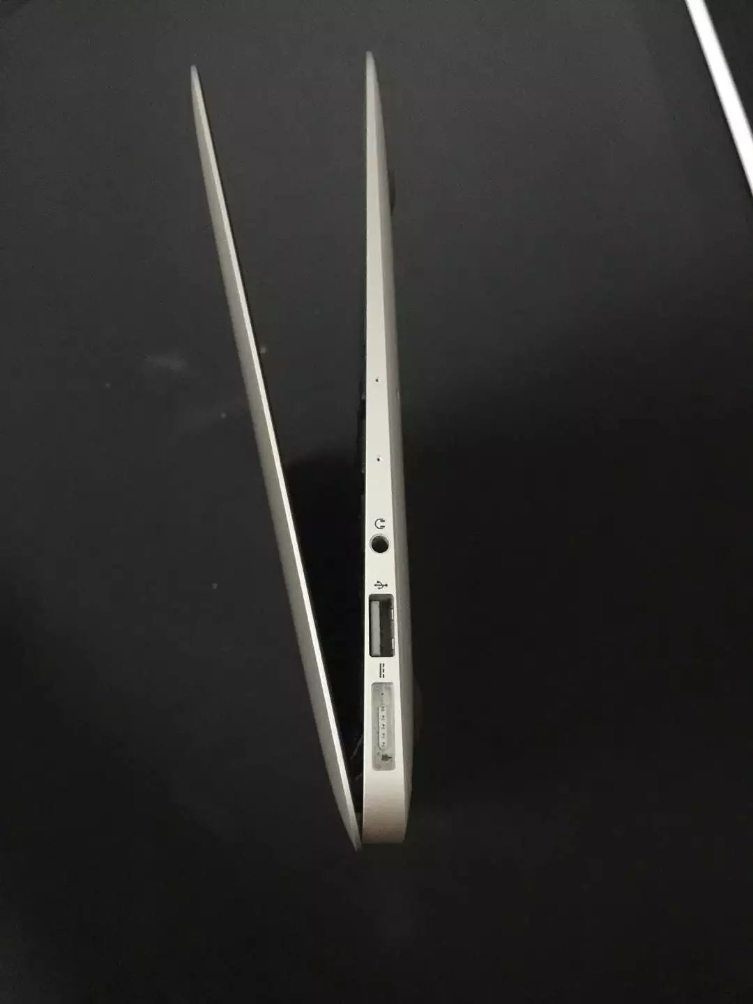 m2芯片的macbookair,苹果笔记本macbookairm2深空灰