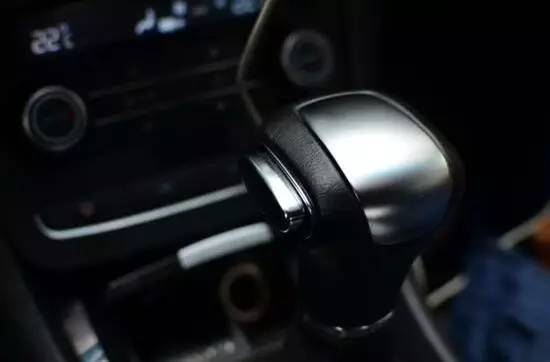 荣威e550混动使用感受,荣威e550真实用车感受