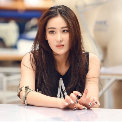 十大女星赵丽颖,赵丽颖张馨予谁厉害