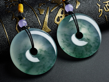 翡翠的水头分级如何判断,翡翠的水头能养好吗