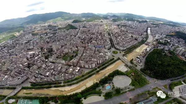 广东22地市航拍图惊艳登场，发现我家乡最美！