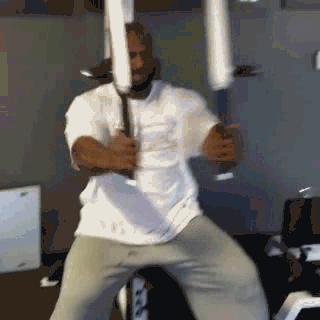 NFL训练分析之詹姆斯哈里森——上肢动作篇大汇总