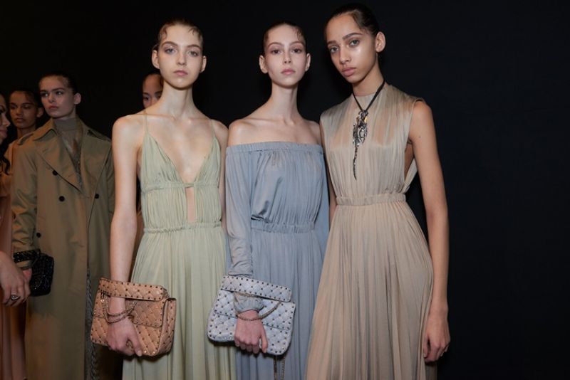 回顾17年最火的五款小众包包,2017你不可错过的十部电视剧