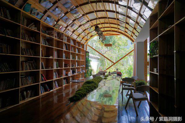 我们是谁？游客！我们做啥？木工！怎么做？打酱油！