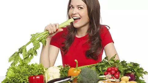 洪昭光谈养生之道,膳食结构一荤一素一菌菇健康搭配