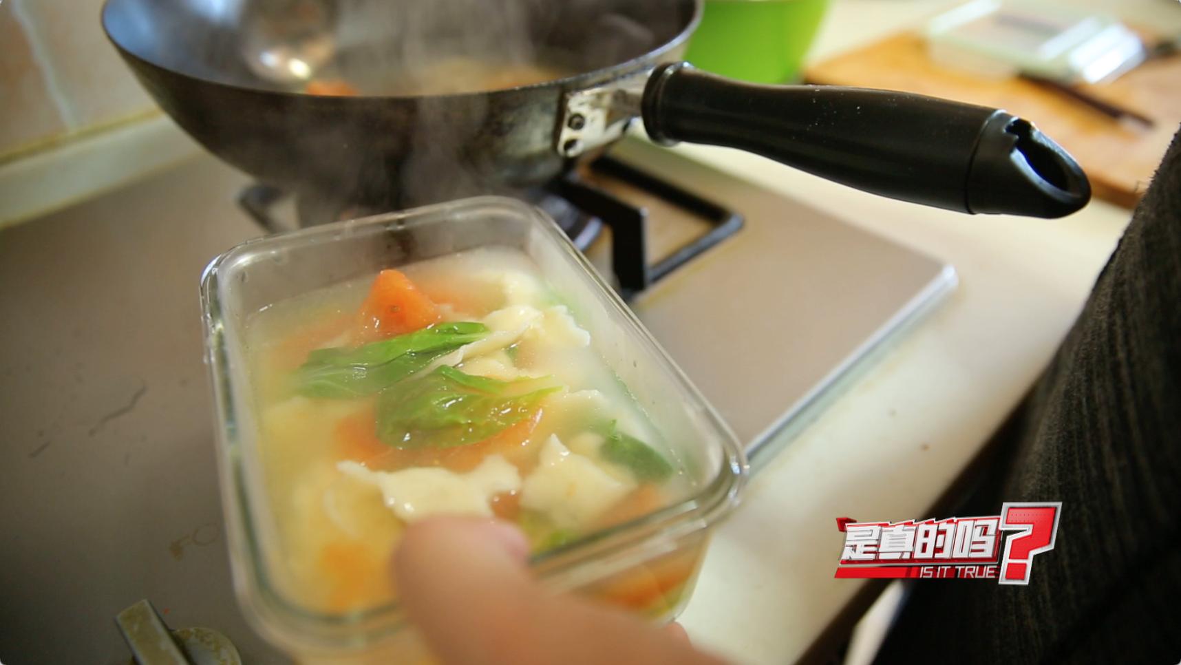 坐月子产妇不能吃酱油吗,产妇坐月子不能吃什么