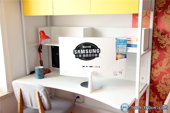 三星27寸曲面显示器效果好吗,三星显示器24和27曲面哪个好