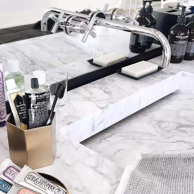 又土又丑却好用到爆的护肤品,别问我产品质量好不好文案