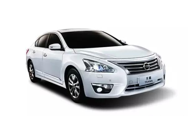 本田雅阁燃油版试驾测评,本田雅阁试驾全面解析