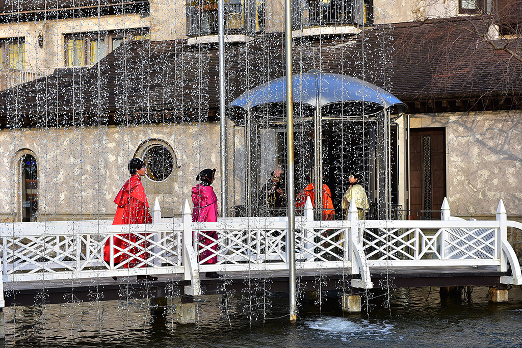 箱根，在玻璃与木头里寻觅艺术