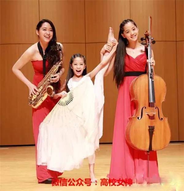 欧阳娜娜三姐妹颜值相差大,欧阳娜娜三姐妹一共几岁了