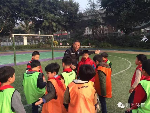 众里寻“她”千百度,坚定稳走育人路!