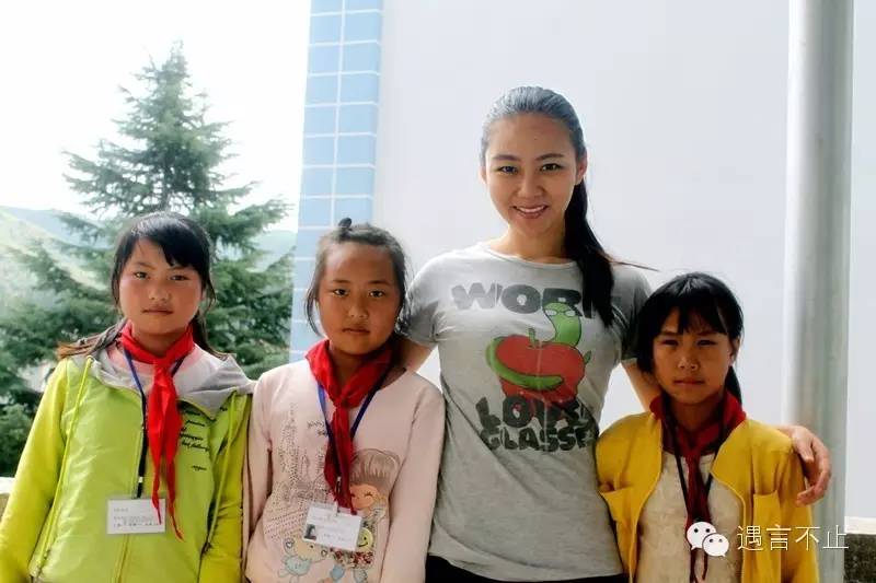 做过销售摆过地摊,做过销售做过服务员还是内向