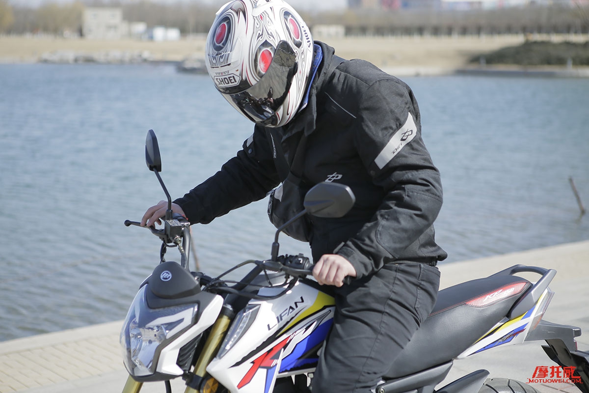 《原创试驾》城市运动小MINI力帆KPMINI摩托车试驾