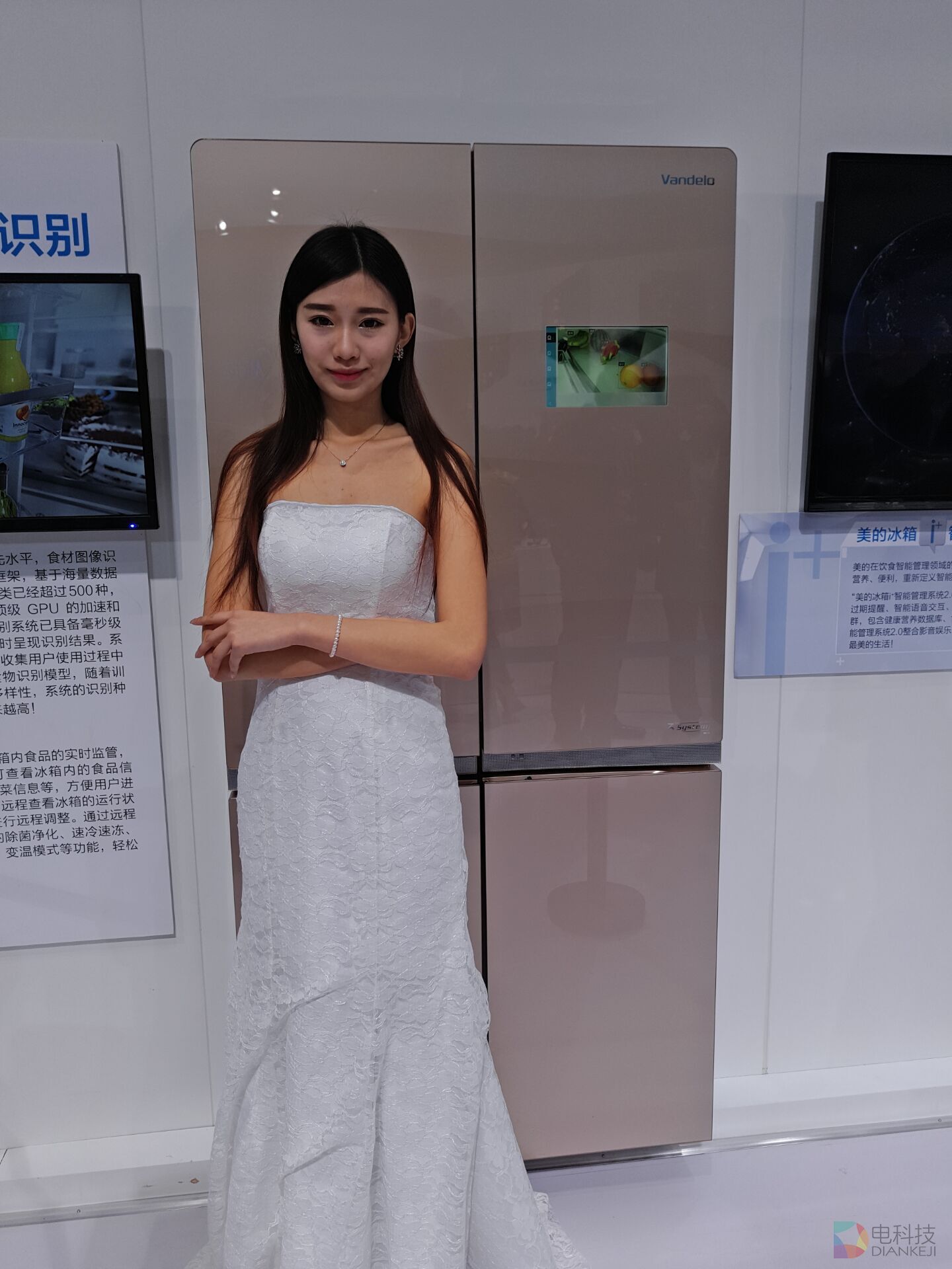 妹子多过车展所有AWE你想看的都在这里