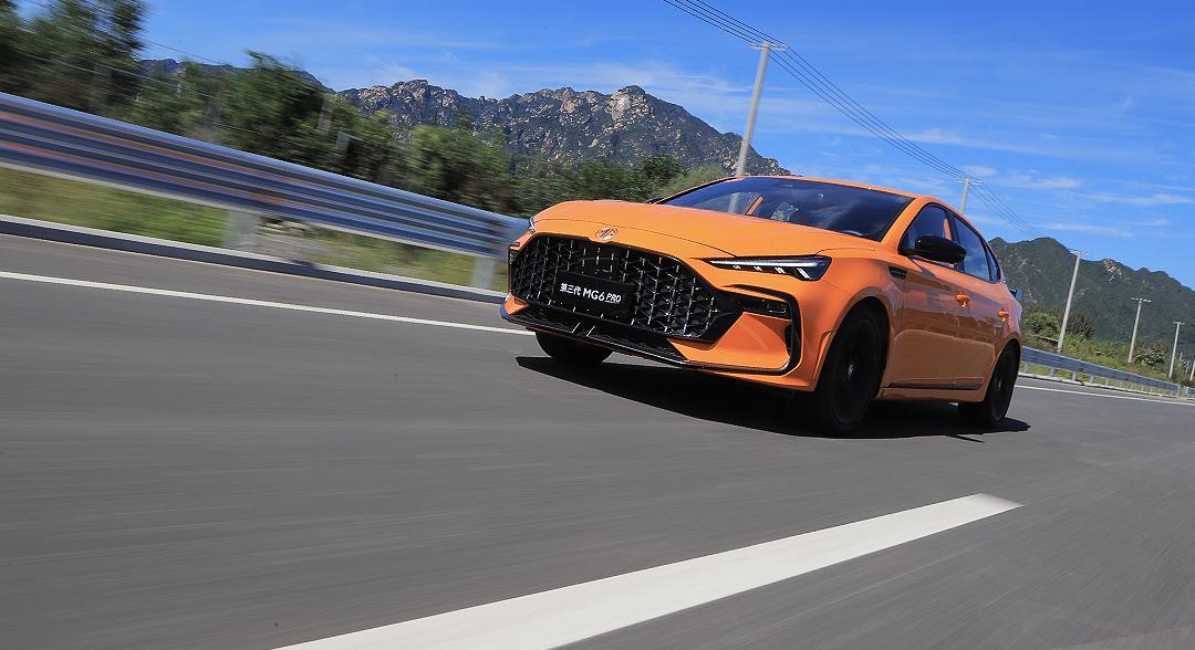 名爵mg6pro黑武士试驾,名爵mg6pro豪华版功能详解