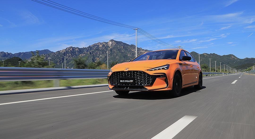 名爵mg6pro黑武士试驾,名爵mg6pro豪华版功能详解