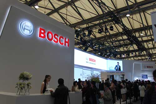 数智网带您逛展AWE看家电巨头如何玩转智能家居？