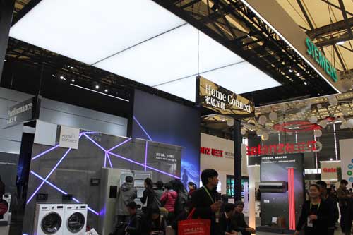 数智网带您逛展AWE看家电巨头如何玩转智能家居？